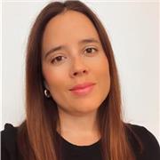 Profesora titulada en Educación Infantil y Primaria con más de 10 años de experiencia. Ofrezco apoyo escolar online y presencial.